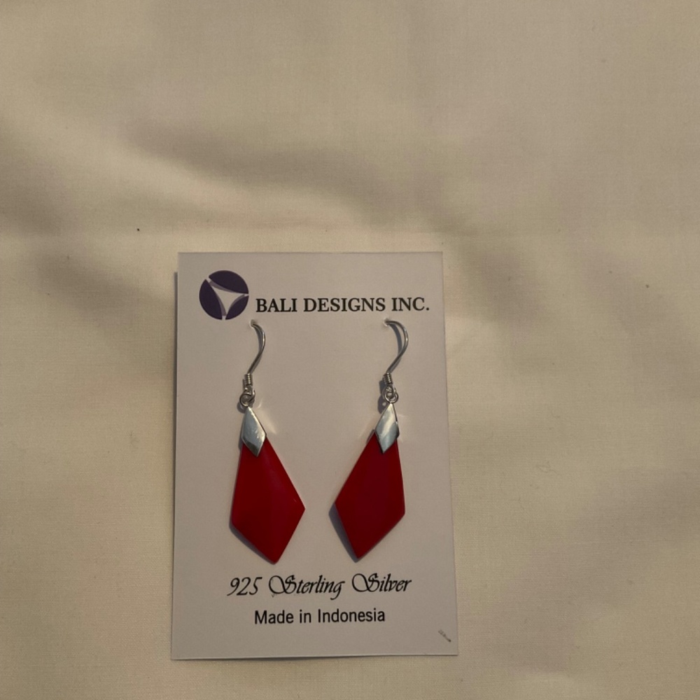 Sterling Silver Diamond Shape Earrings with Coral - Picture 3 of 3